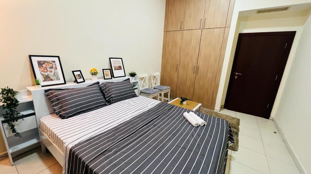 Beautiful Bedroom In Al Barsha Near Mashreq Metro 迪拜 外观 照片