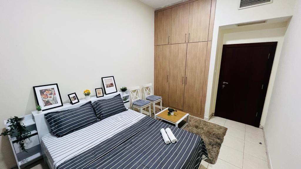 Beautiful Bedroom In Al Barsha Near Mashreq Metro 迪拜 外观 照片